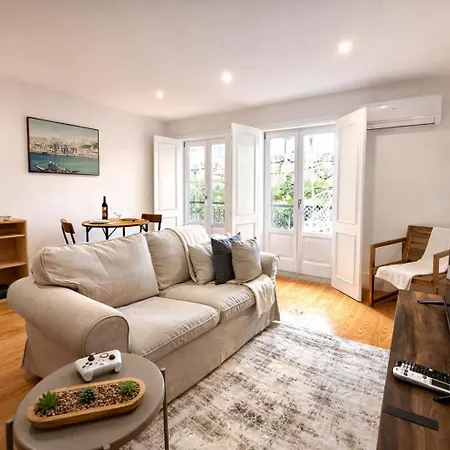 Cc House * Oporto